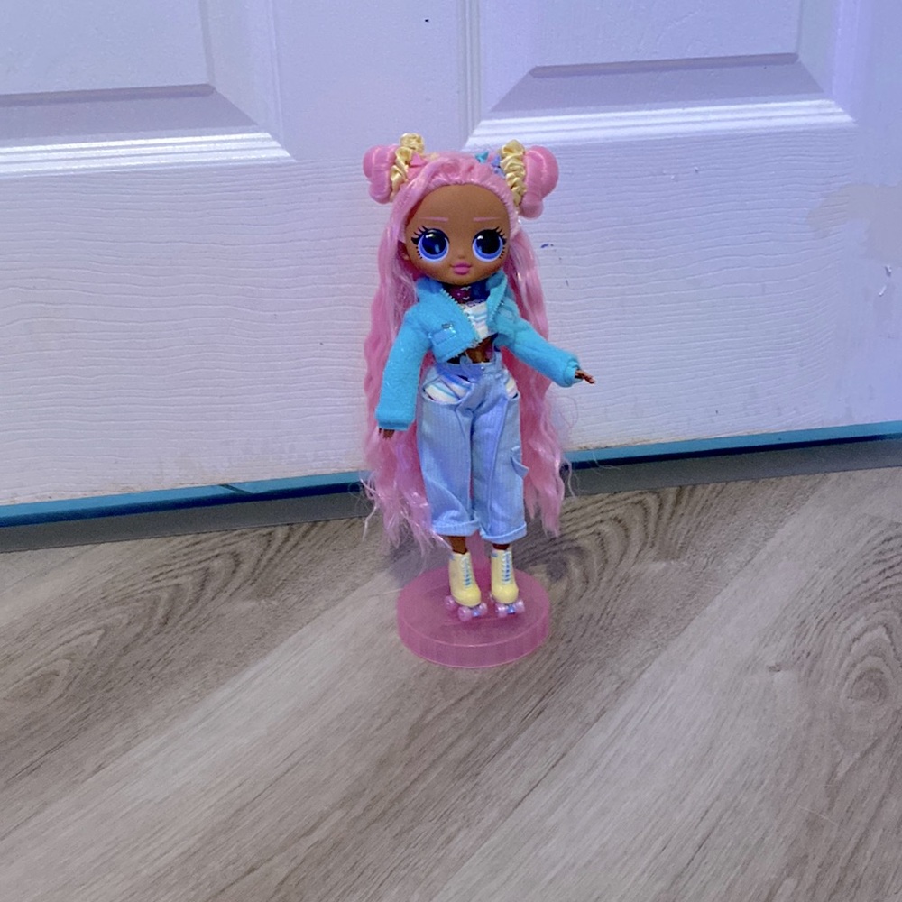 Lol omg doll dawn big sister